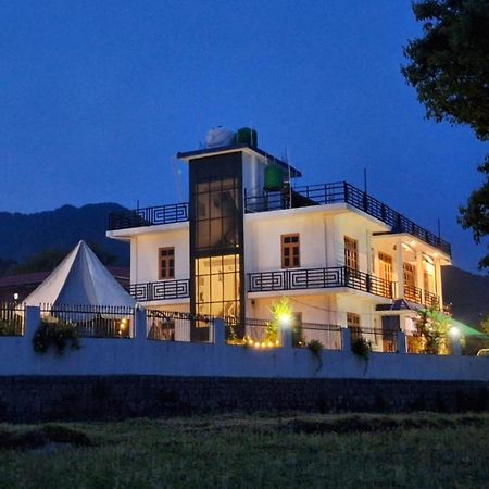 La Maison - A Boutique Bed And Breakfast Bīr Екстериор снимка