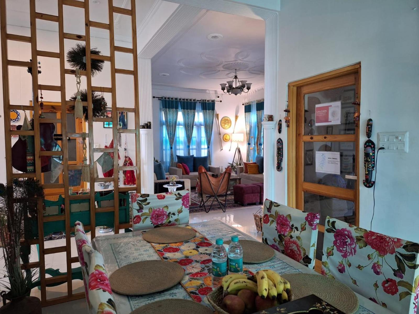 La Maison - A Boutique Bed And Breakfast Bīr Екстериор снимка