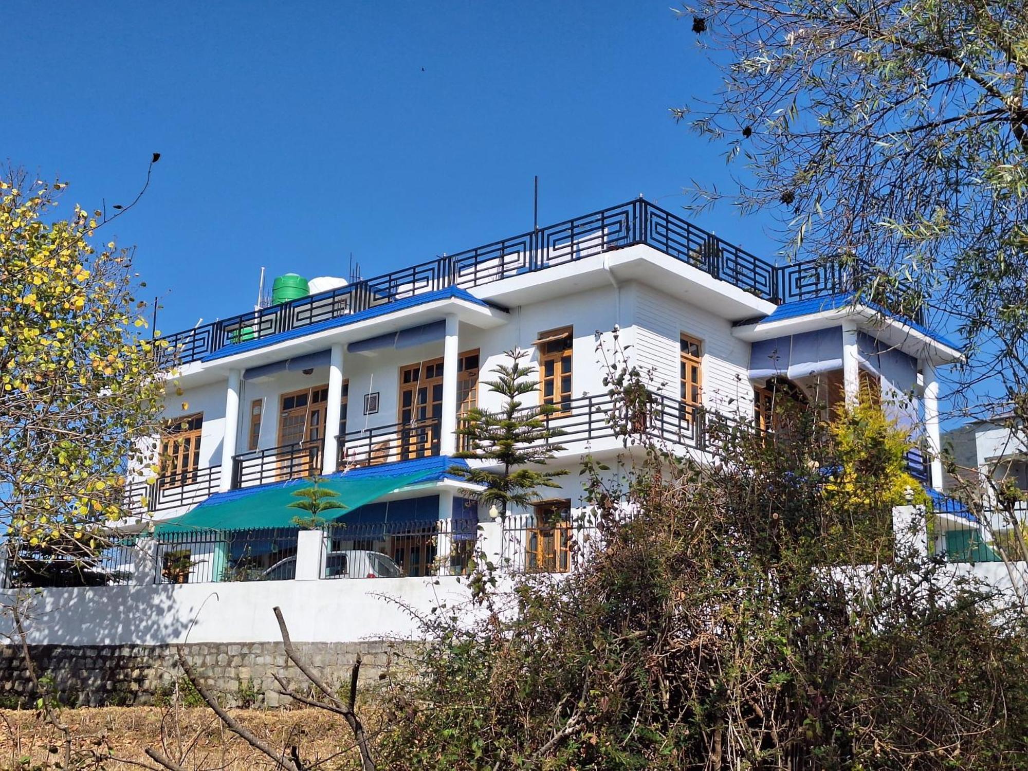 La Maison - A Boutique Bed And Breakfast Bīr Екстериор снимка